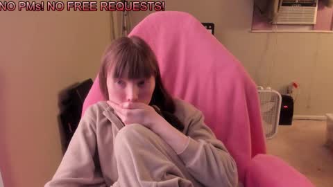 Snapshot of nacmar chatting on February 26, 10:49 am Natalie Marlo online show from February 26, 10:49 am