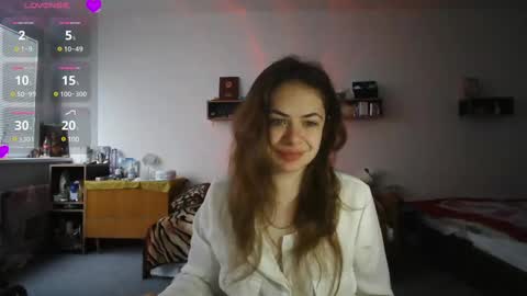 nadiiamorgun online show from March 7, 6:24 am