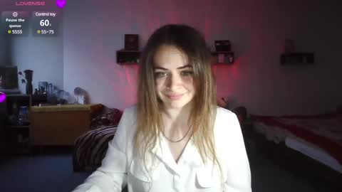 nadiiamorgun online show from March 8, 4:39 pm