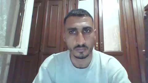 V online show from February 24, 3:42 pm