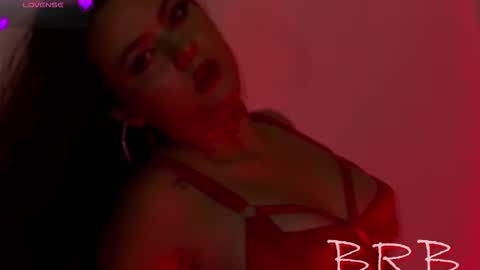 NAHIARA EVANS online show from October 25, 1:50 am