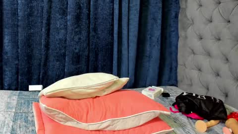 Snapshot of nahirobyy_ebonyy chatting on February 8, 4:14 am nahirobyy ebonyy online show from February 8, 4:14 am