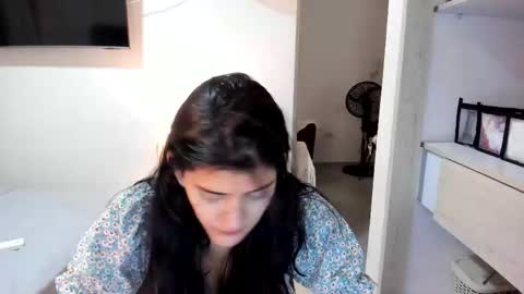 Snapshot of nahomi2021 chatting on September 15, 4:41 pm independent model online show from September 15, 4:41 pm