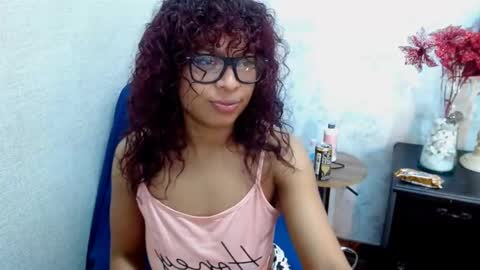 Nahomy online show from November 17, 11:07 pm