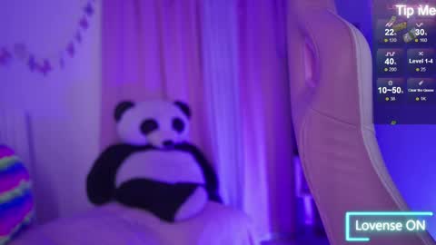 nahomy 2308 online show from April 27, 11:30 am