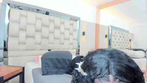 Nahomye online show from October 10, 3:34 am