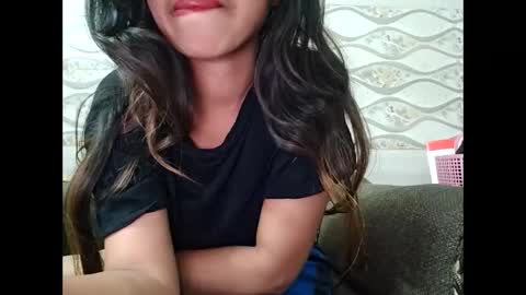 Naina online show from March 2, 6:19 pm