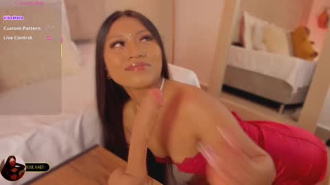 INSTAGRAM  m2221     online show from March 28, 10:16 am