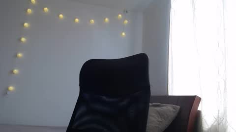 Snapshot of nala_foster chatting on September 12, 3:36 pm Nala online show from September 12, 3:36 pm