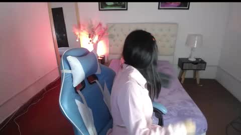 Snapshot of nala_sc chatting on September 12, 4:58 am nala_sc online show from September 12, 4:58 am