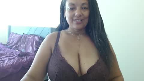 Nala Thickk online show from December 6, 6:33 pm
