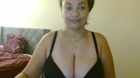 Nala Thickk online show from December 15, 12:49 pm
