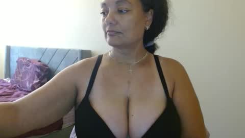 Nala Thickk online show from December 15, 7:10 pm