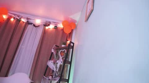 Nalia Adams online show from October 20, 1:38 pm