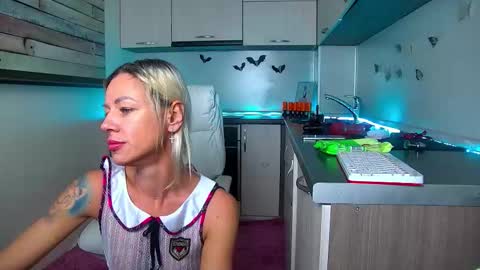 Nally online show from November 17, 1:19 am