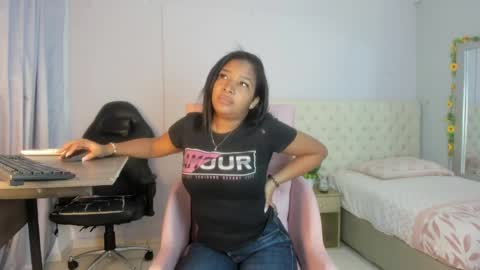 nami_sam online show from December 5, 12:28 pm