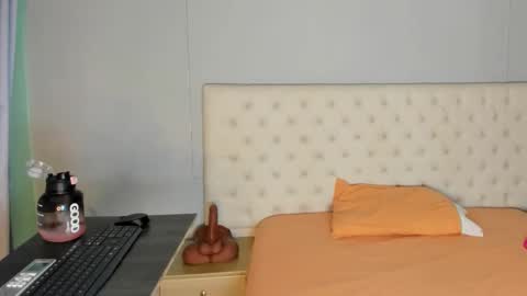 nami_sam online show from October 14, 1:58 pm