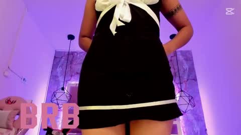 nami_usagi online show from February 7, 6:45 pm