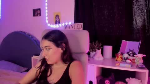 nami_white online show from October 8, 10:16 pm