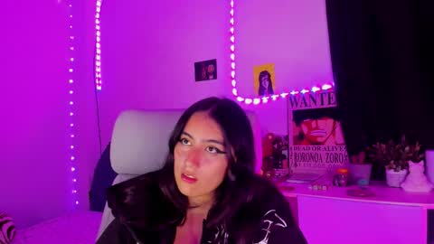 nami_white online show from October 4, 4:32 am