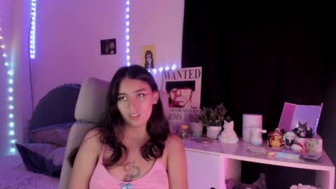 nami_white online show from October 10, 1:44 am