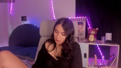 nami_white online show from September 25, 3:35 am