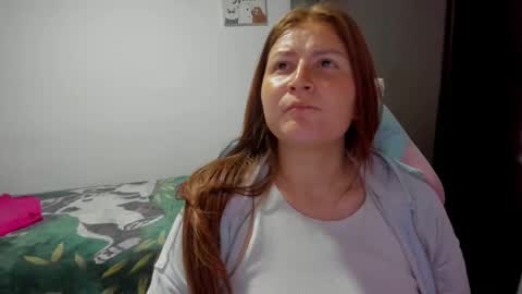 Snapshot of namibecker chatting on February 3, 10:32 pm Nami online show from February 3, 10:32 pm