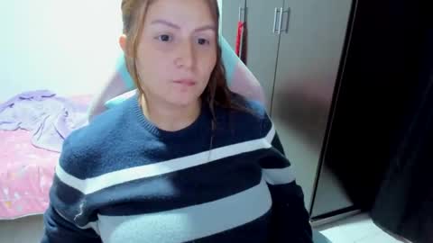 Snapshot of namibecker chatting on March 7, 12:48 am Nami online show from March 7, 12:48 am
