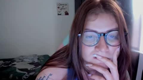 Snapshot of namibecker chatting on February 4, 10:55 pm Nami online show from February 4, 10:55 pm