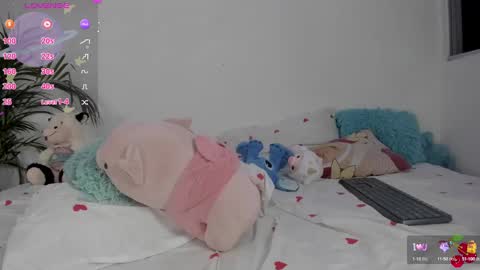 Snapshot of namibergman_ chatting on December 19, 3:29 am N A M I - OF namibergmant online show from December 19, 3:29 am