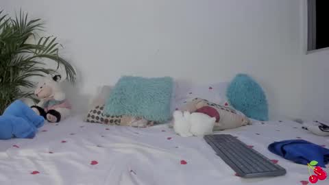 Snapshot of namibergman_ chatting on December 18, 3:15 am N A M I - OF namibergmant online show from December 18, 3:15 am