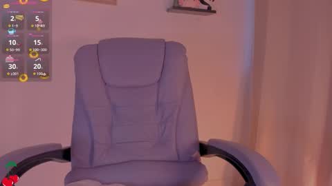 Snapshot of namibergman_ chatting on September 10, 10:55 pm N A M I - OF namibergmant online show from September 10, 10:55 pm