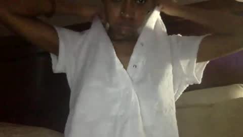 nanaonn online show from November 22, 7:01 pm