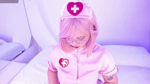 NanaOsaky online show from October 20, 11:59 am