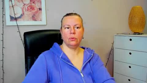 Nancy online show from March 2, 11:18 am