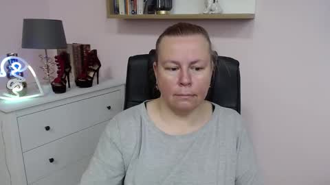 Nancy online show from March 8, 11:05 am