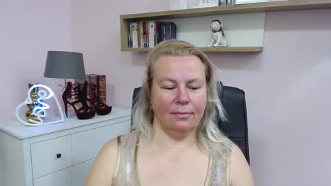 Nancy online show from February 9, 11:25 am