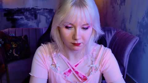 nancymartinez online show from February 13, 7:31 pm