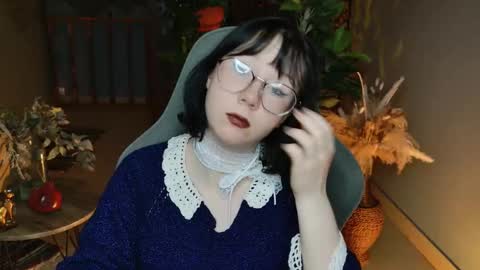 nancymartinez online show from December 19, 5:36 am