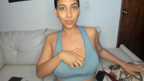 Snapshot of nanna_sweet chatting on December 31, 9:31 am Nanna online show from December 31, 9:31 am