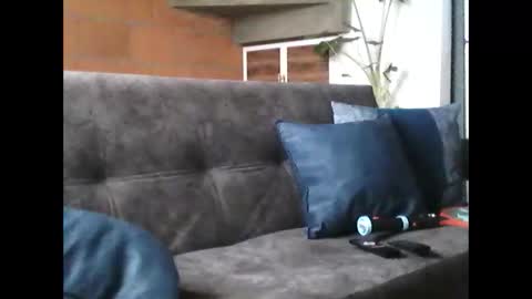 nano1206 online show from February 28, 8:28 pm