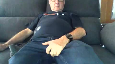 Snapshot of nano22968832 chatting on February 12, 12:01 pm nano22968832 online show from February 12, 12:01 pm