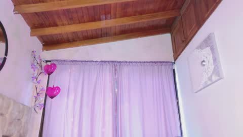 nanymatrioska online show from April 25, 6:49 pm
