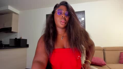 Nathalia King online show from February 19, 9:25 pm