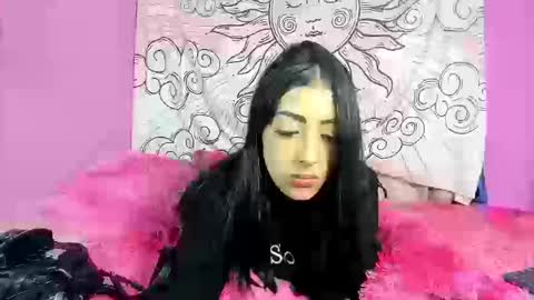 my main account is missnickeloo online show from September 12, 3:41 am