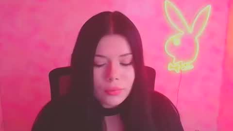 Naomi online show from November 15, 7:10 am