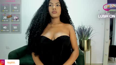 Naomi     online show from January 12, 9:08 pm