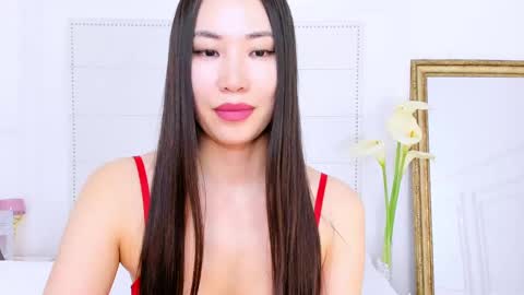 Snapshot of naomiyuu chatting on March 12, 5:57 am Naomi online show from March 12, 5:57 am