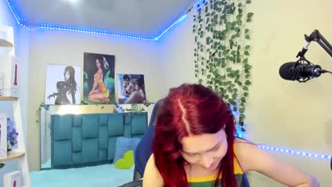 naomy online show from February 18, 7:09 pm