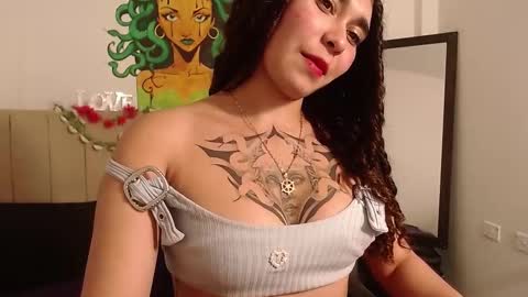 Snapshot of naomybenedetti chatting on March 9, 7:15 pm Nao online show from March 9, 7:15 pm